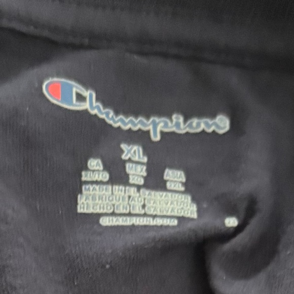 Duquesne Football Navy Tagless Champion T-Shirt Men’s Size XL NWOT - Picture 5 of 5